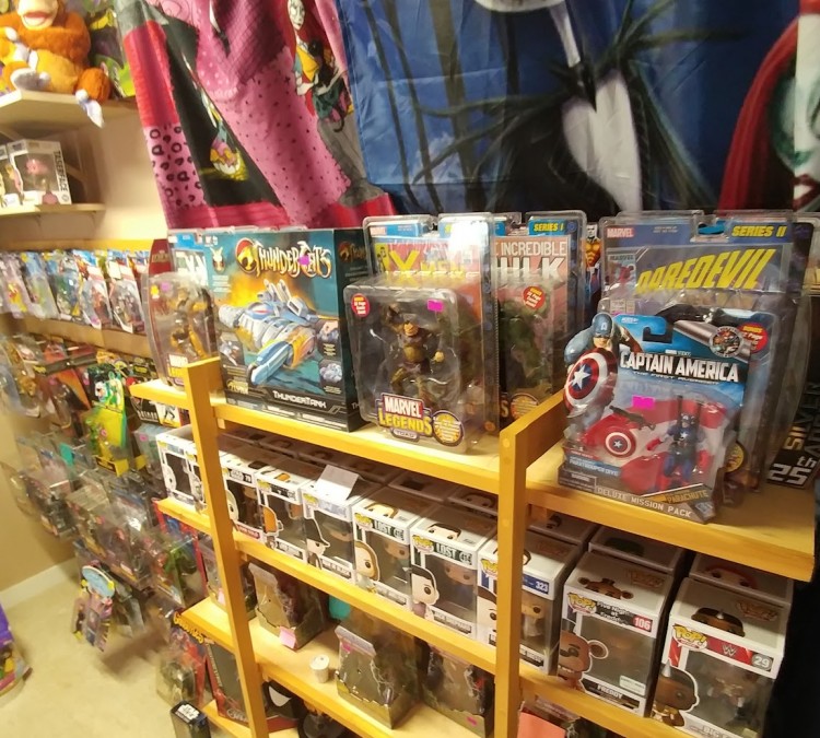 tinkerbeees-toy-comic-store-photo
